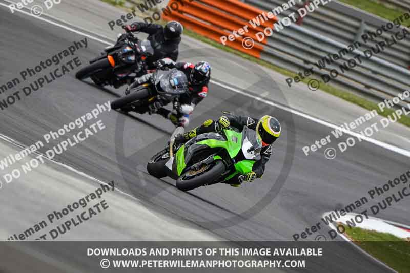 cadwell no limits trackday;cadwell park;cadwell park photographs;cadwell trackday photographs;enduro digital images;event digital images;eventdigitalimages;navarra;no limits trackdays;peter wileman photography;racing digital images;trackday digital images;trackday photos